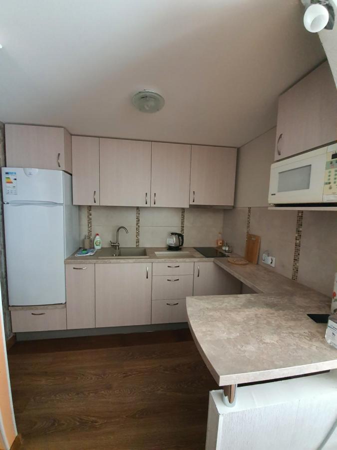 Vidumgravja Apartamenti Ventspils Eksteriør billede